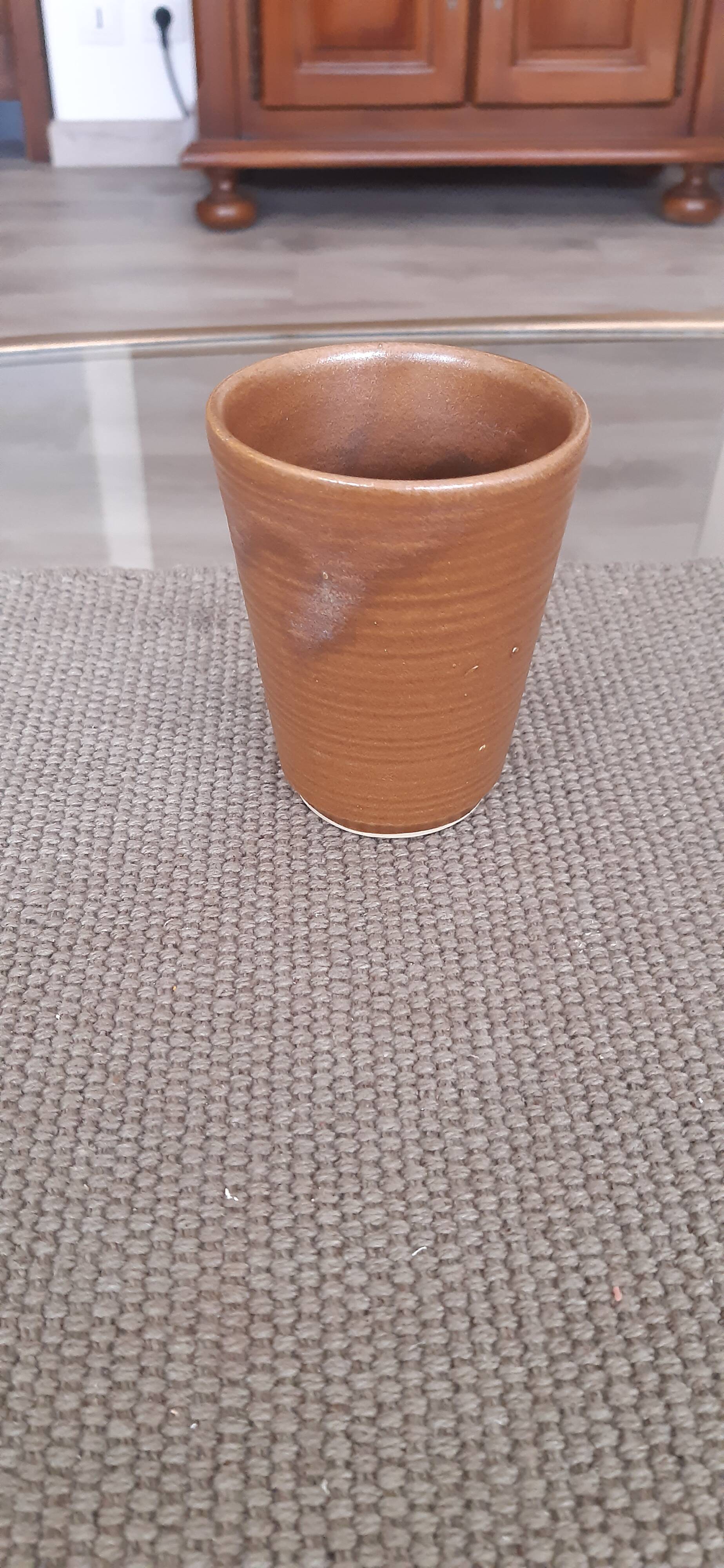 Plate and stoneware glass