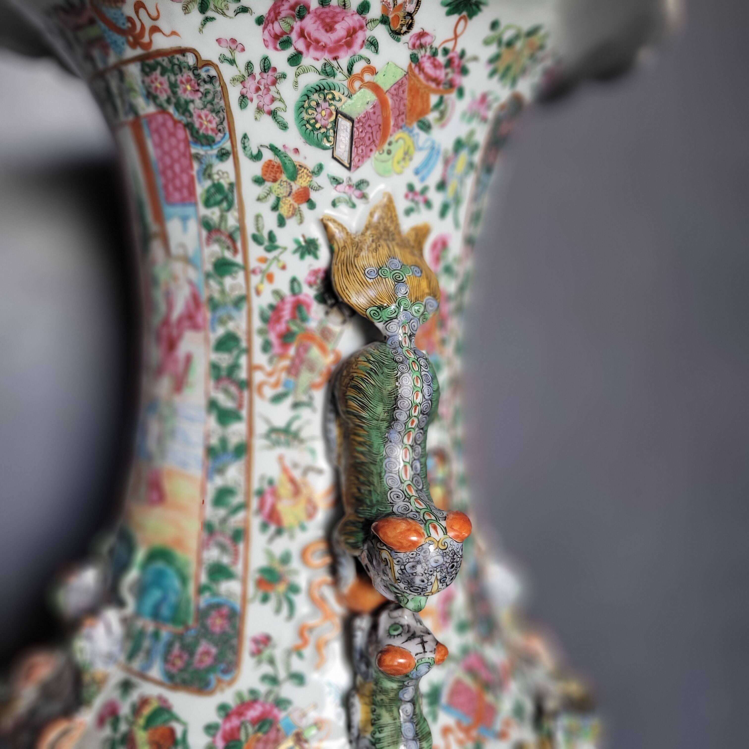 Very large Chinese vase (92 centimeters)