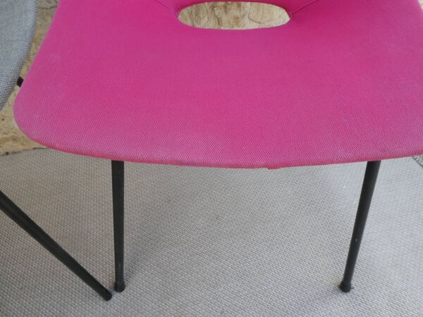 Trio de chaises tonneau de Pierre Guariche pour Steiner