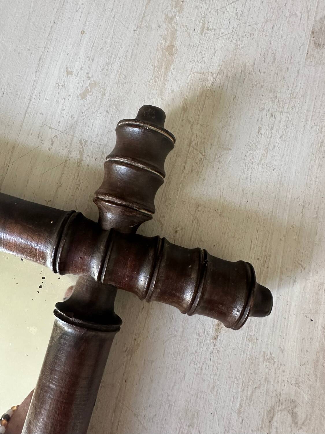 Bamboo-shaped wooden mirror