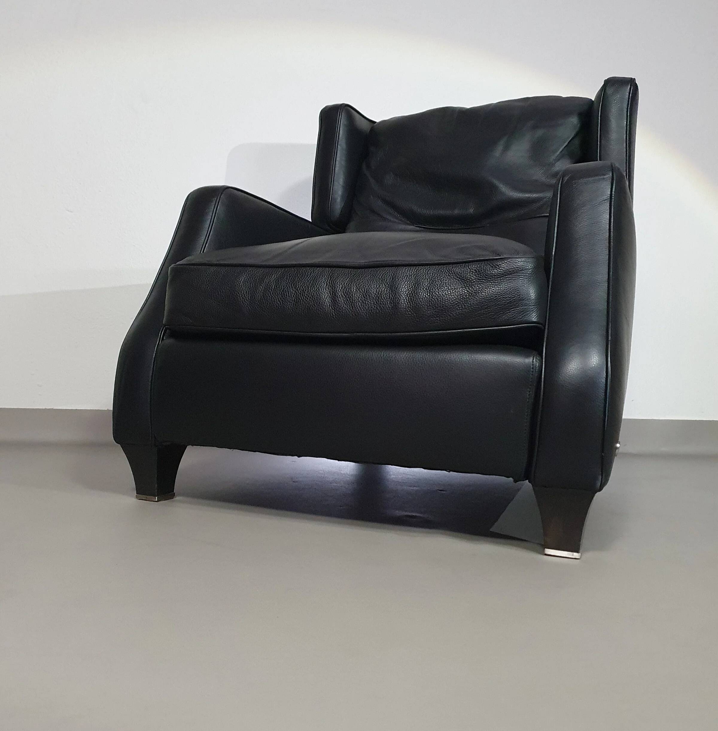Amadeus Natuzzi lounge chair / black leather