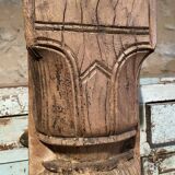 Half Indian wooden column