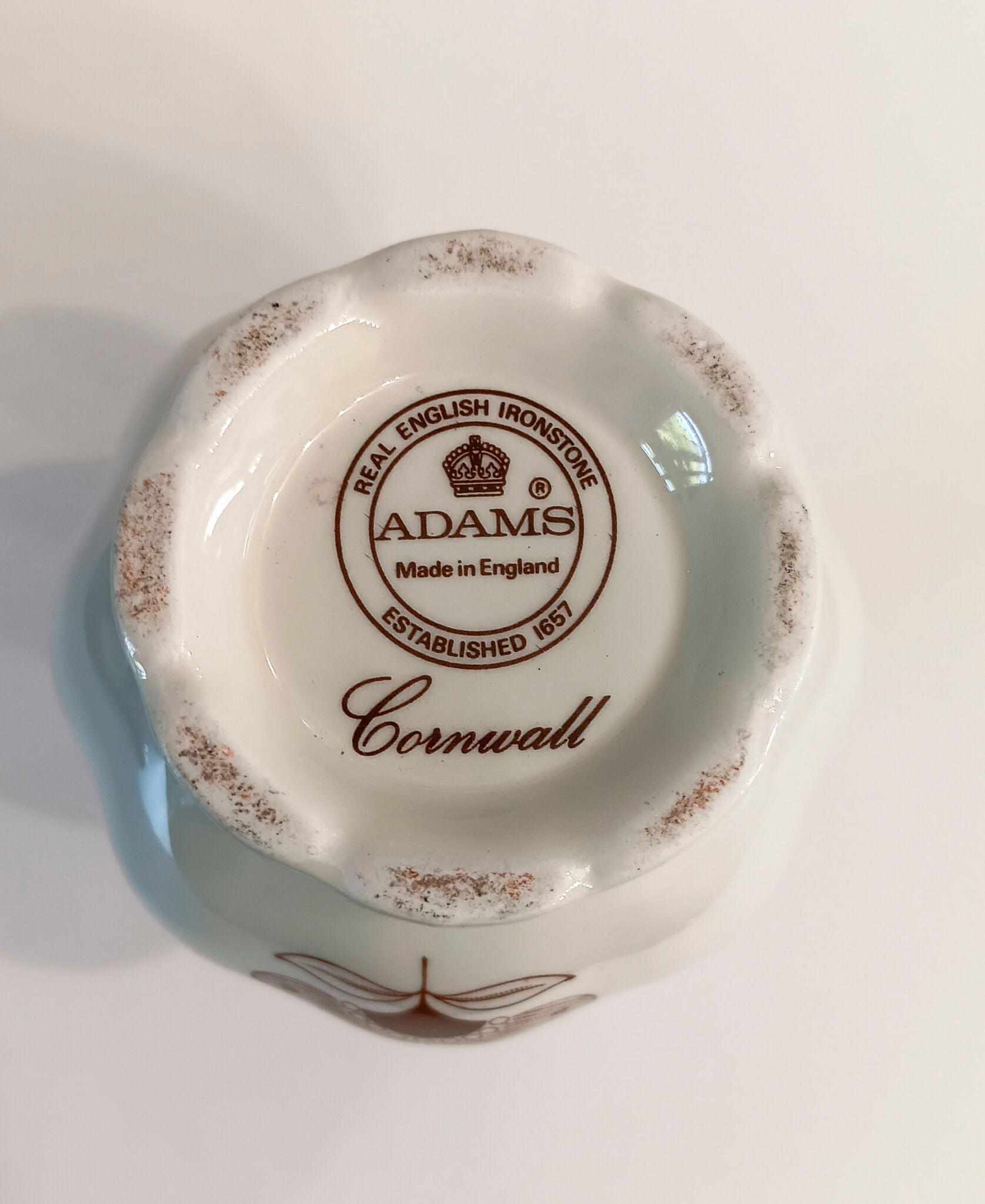 Small English porcelain vase Adams pattern Cornwall. Floral pattern.