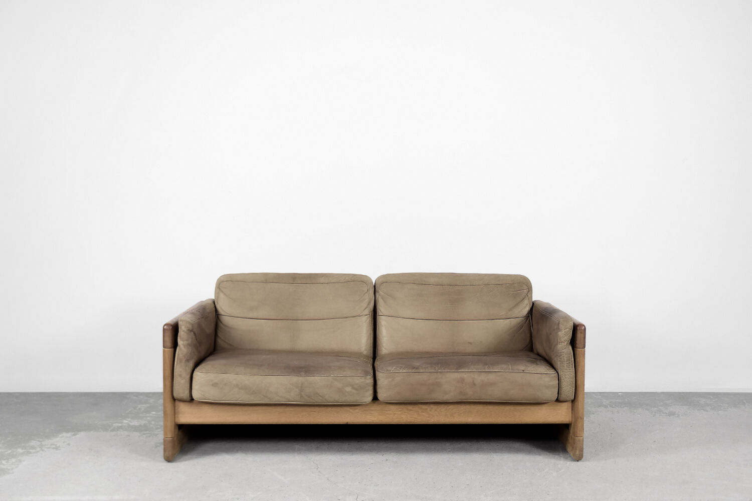 Vintage scandinavian mid-century modern leather and oak sofa, 1970s