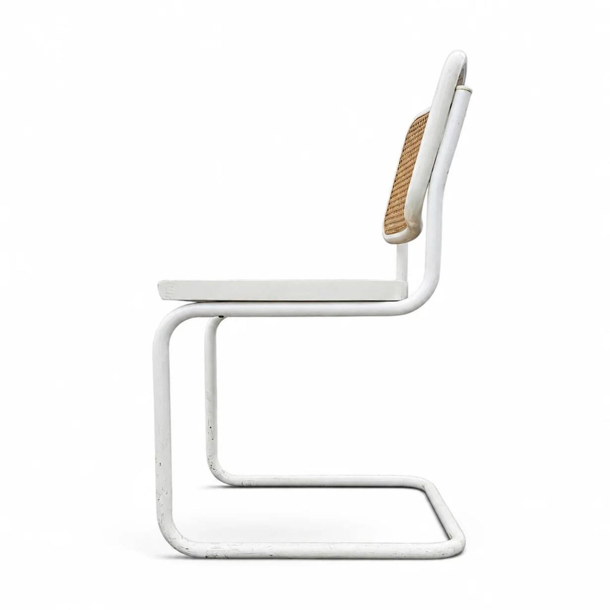 4 x cantilever white Cesca chair by Marcel Breuer B32 model / Bauhaus 1970s / made in Italy