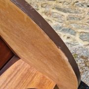 Round tripod coffee table
