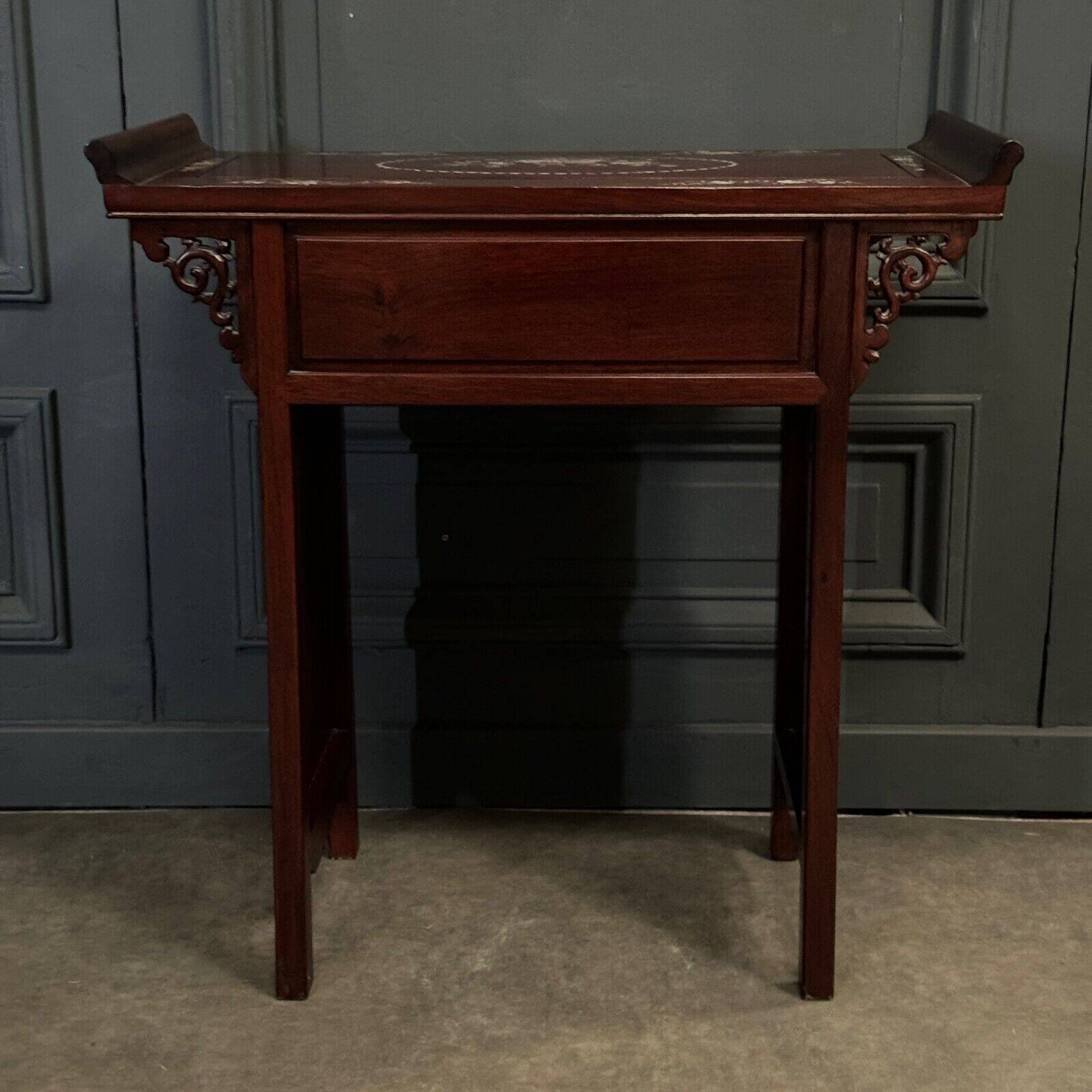 Console en bois de fer Chine ou Indochine début XXe incrustations nacre