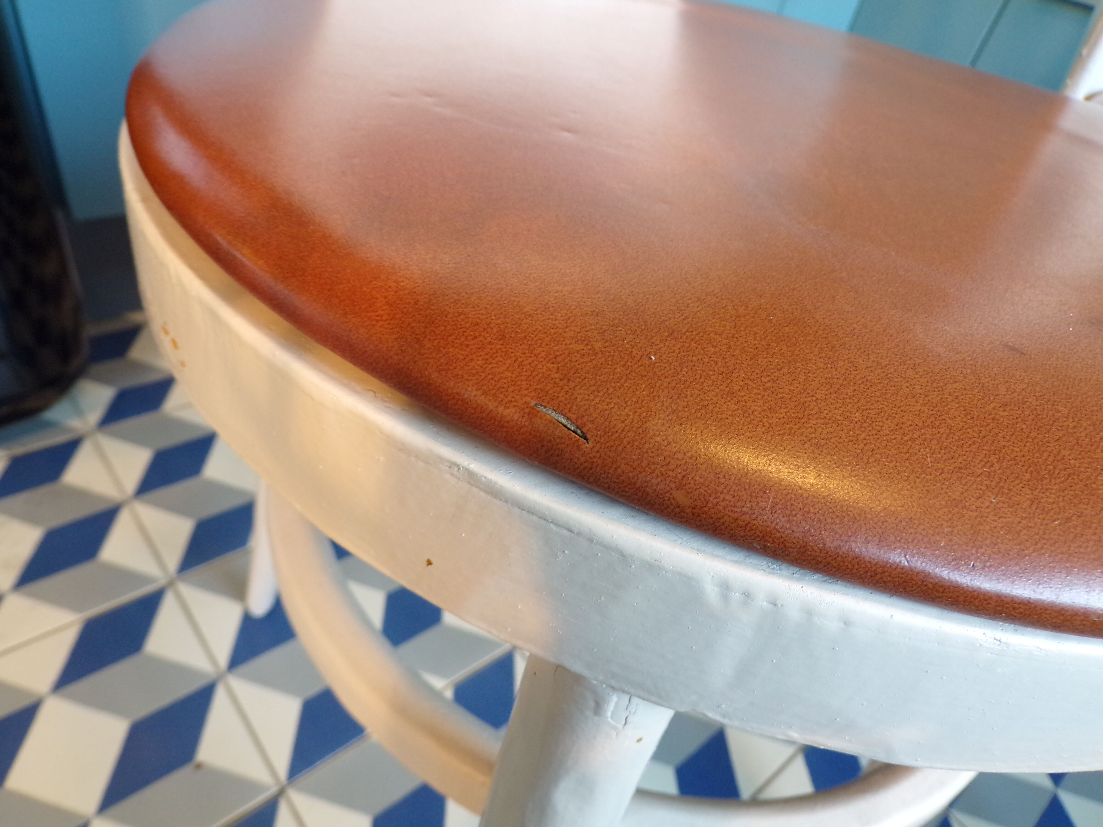 Suite 6 chairs Baumann seagull