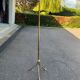 Vintage pied de lampe tripode laiton 1950 sabot de biche lampadaire