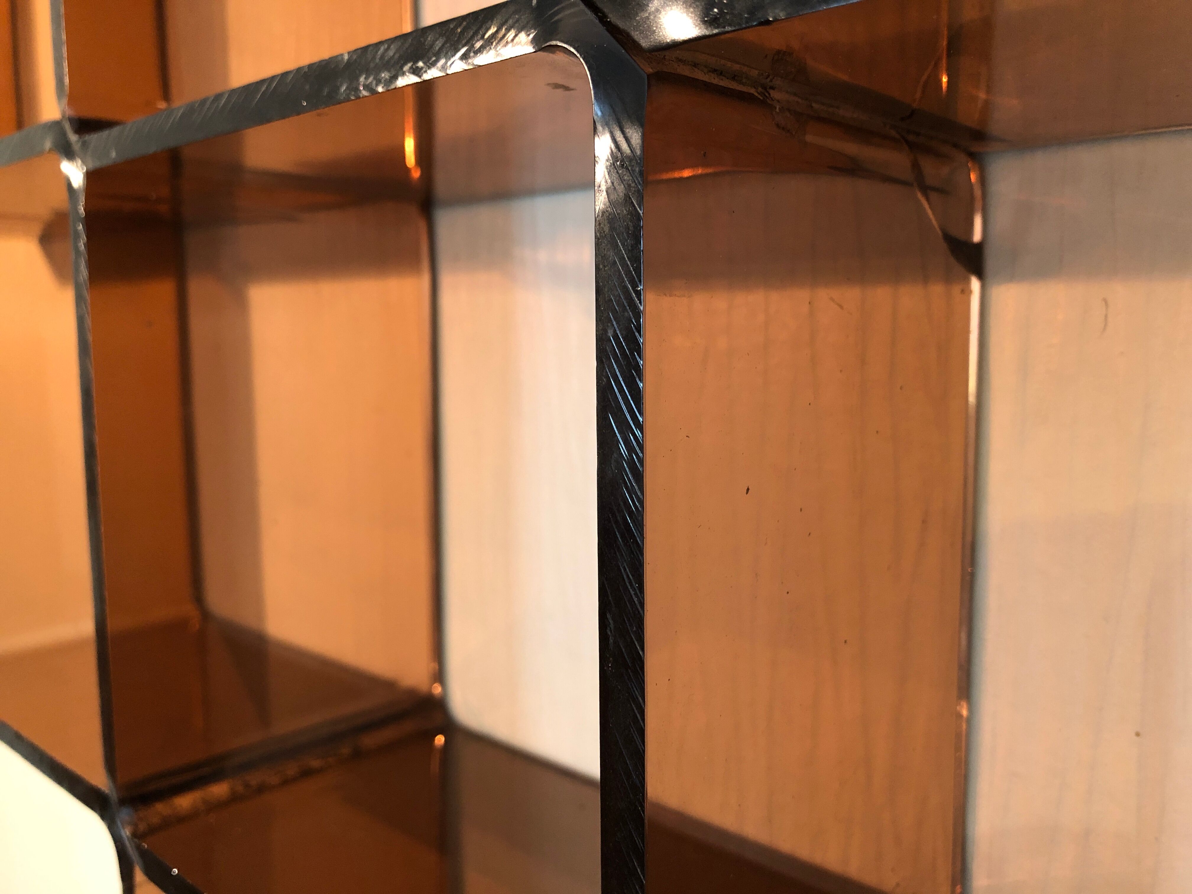 Étagère murale vintage en plexiglas fumé, années 70