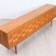 Grand buffet Mid-Century en noyer