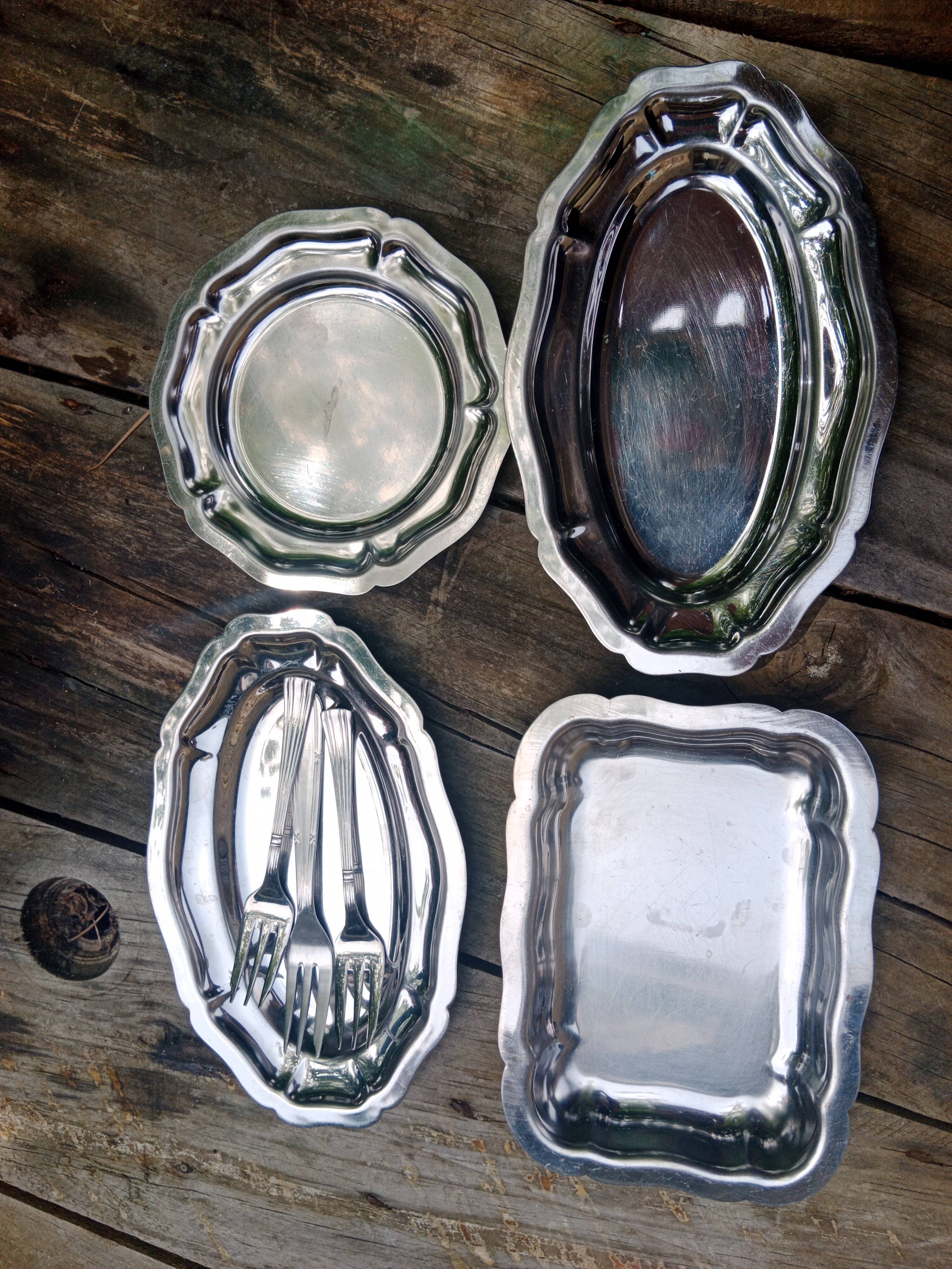 Small vintage platters and presentation forks