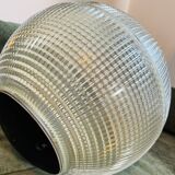 Lampe globe en verre d'holophane, 1960s