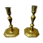 Bougeoirs haute époque en bronze milieu XVIIe