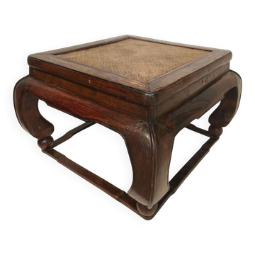 Antique Chinese coffee table in elm, rattan top, 19th century.