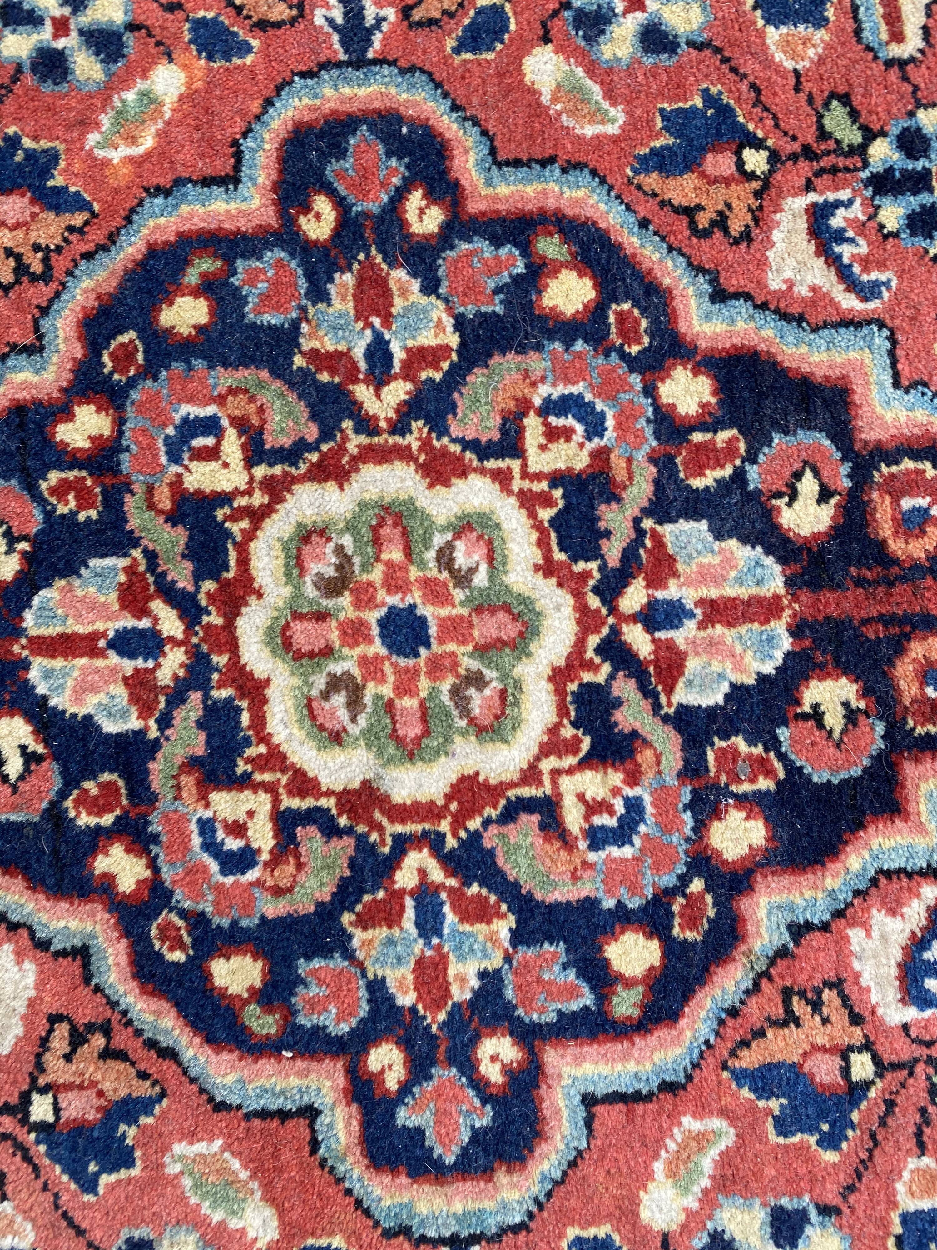 Persian carpet Sarogh handmade 57x84 cm