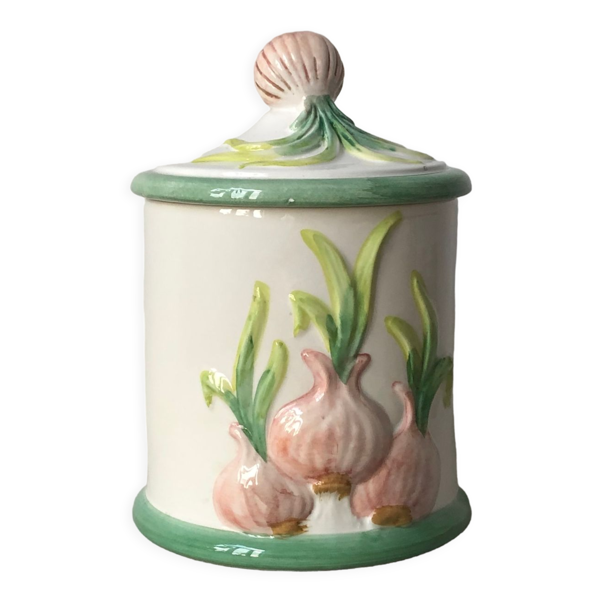 Pot with lid in slip decorated with new onions / garlic. Manufacturer: HANDARBEIT Italy