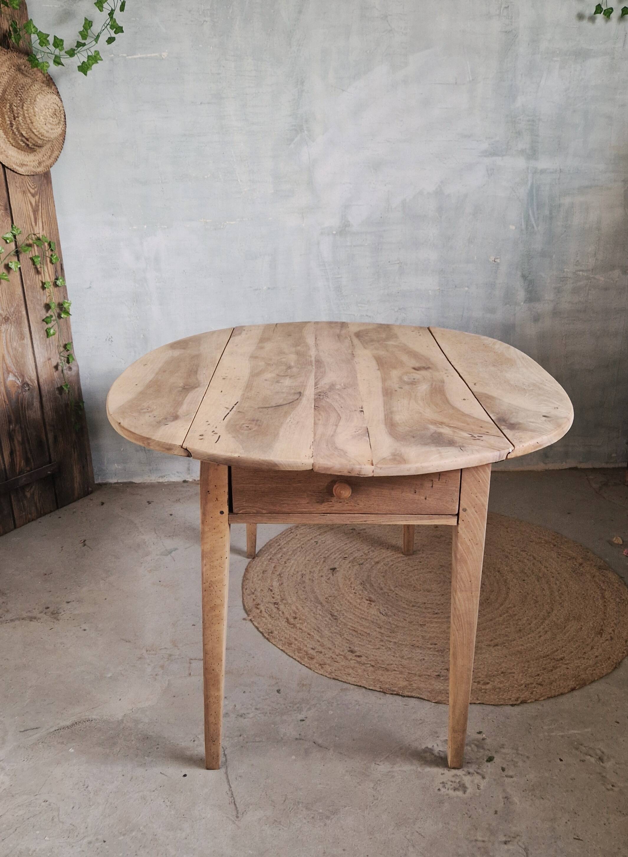 Beautiful drop-leaf table