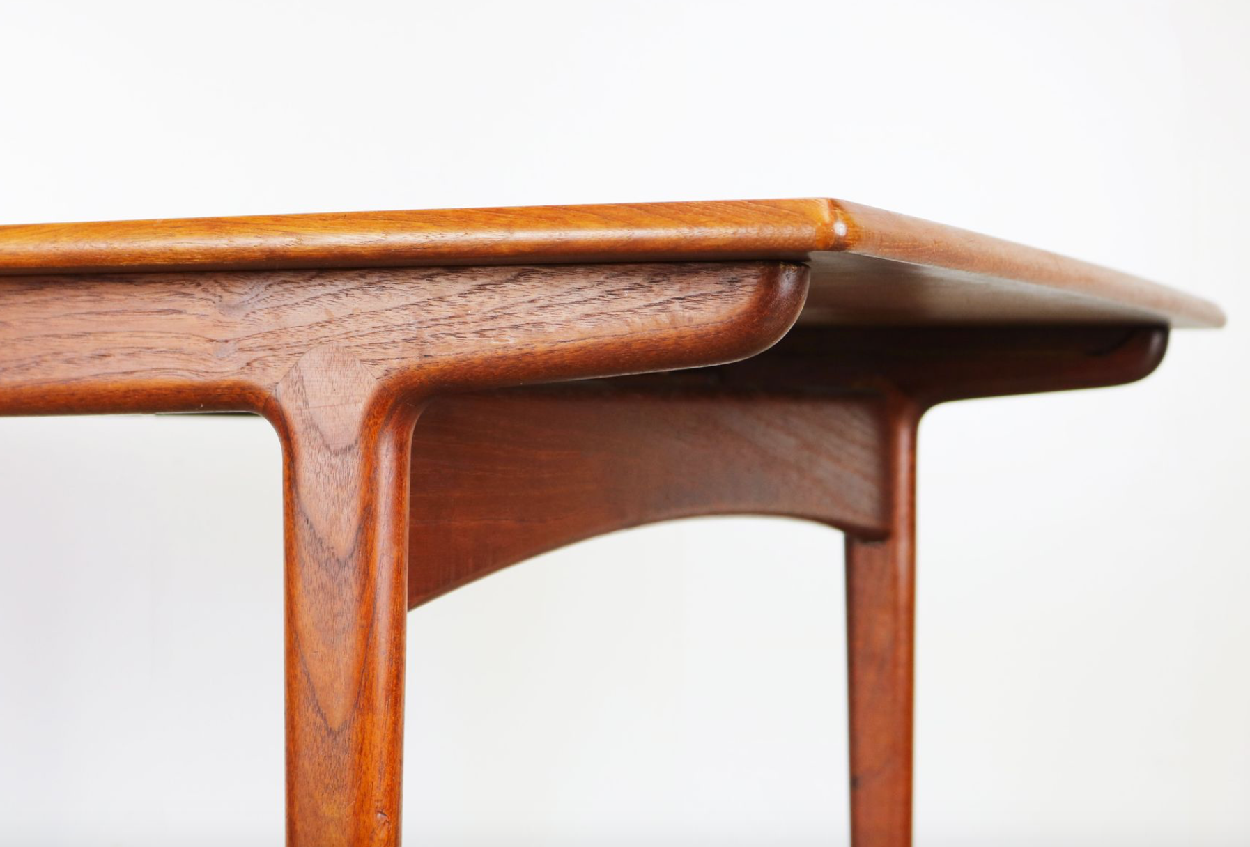 Dining Room Set by Ejner Larsen - Aksel Bender for Naestveld Mobelfabrik - Glyngore Stolefabrik Denmark 1950s