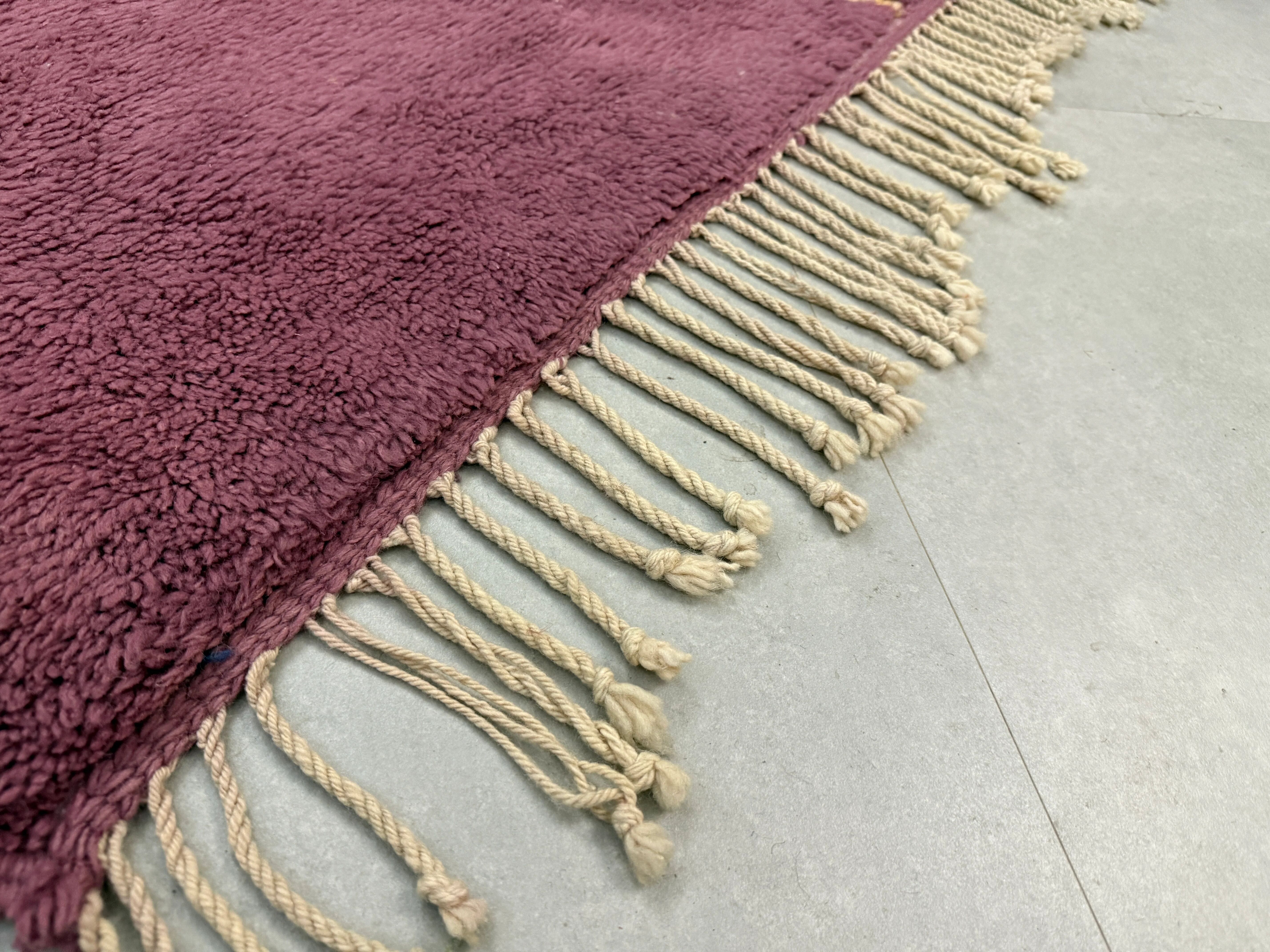 Beni Ourain rug 2.4/1.6m - Custom-made Moroccan wool rug