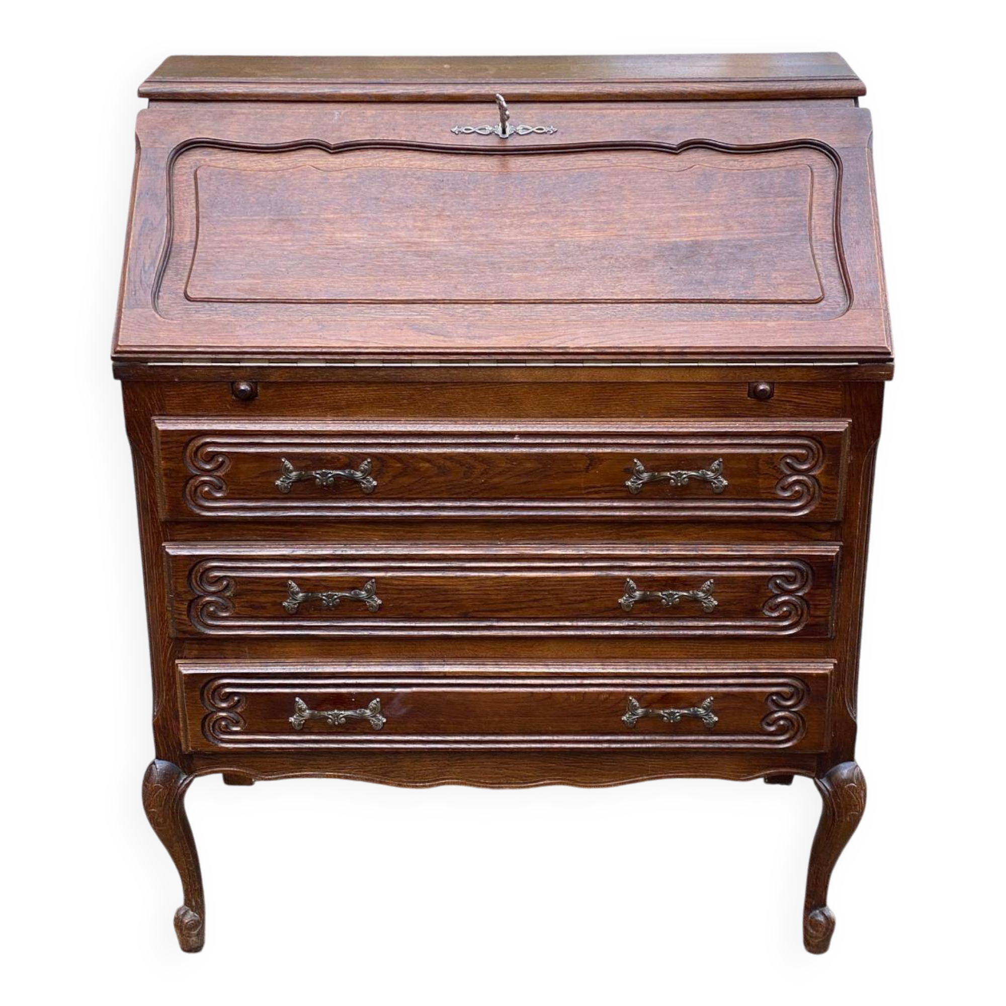 Secretary desk with slanted top and 3 drawers in Louis XV style.