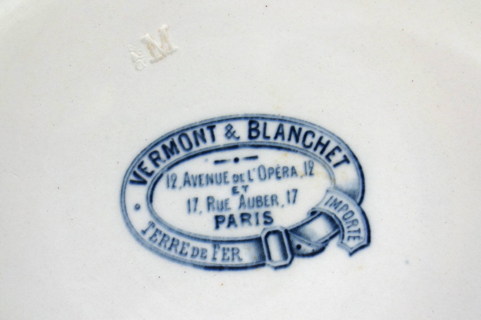 2 plates on foot Terre de fer Vermont & Blanchet circa 1900