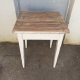 Petite table de ferme