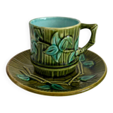 Tasse à café ancienne en barbotine bambou