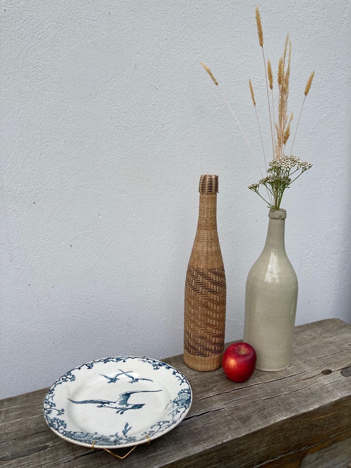 Iron earth plate Gien patterns seagulls and shell old mural