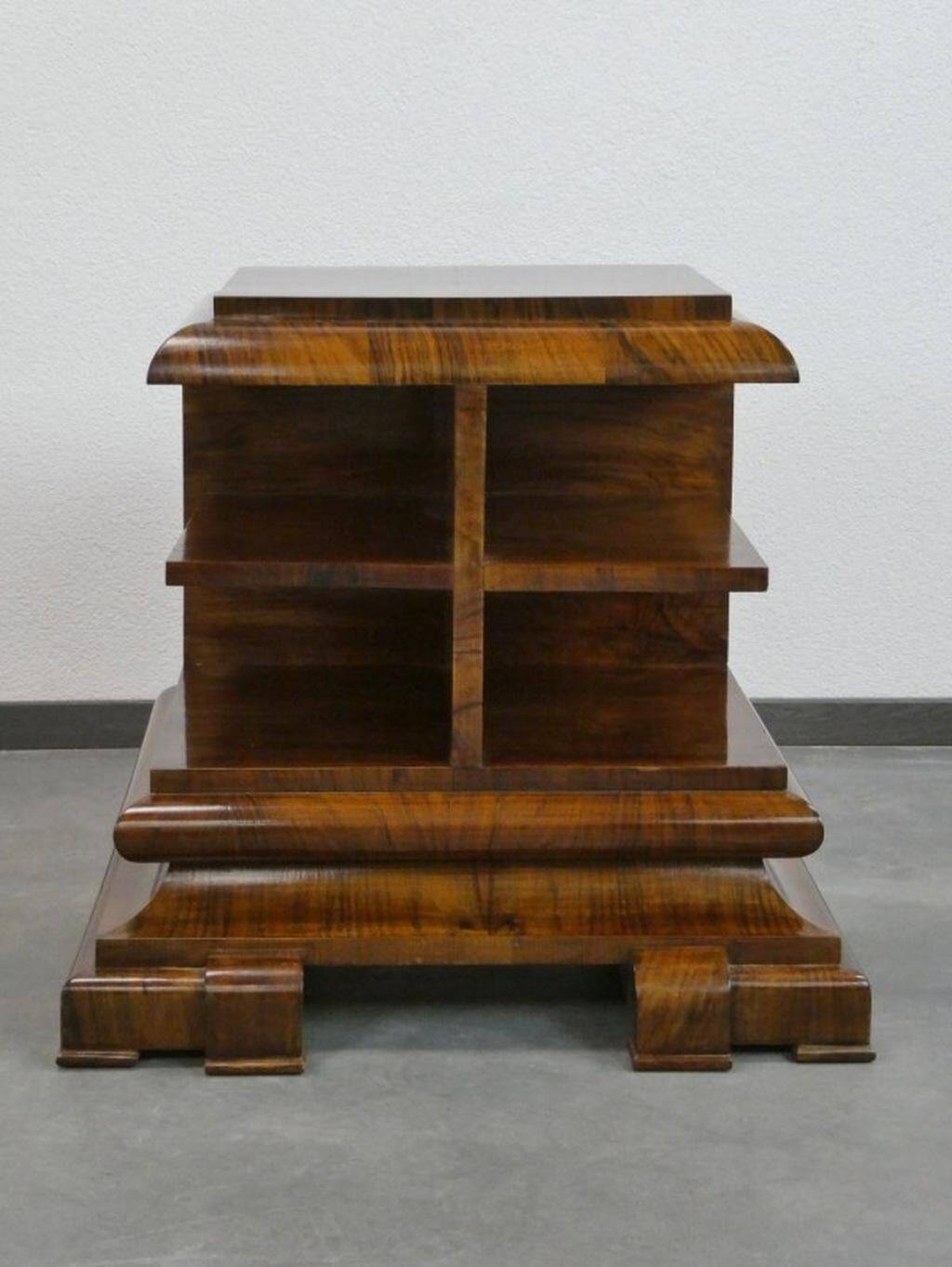 Art Deco Display Cabinet in Walnut