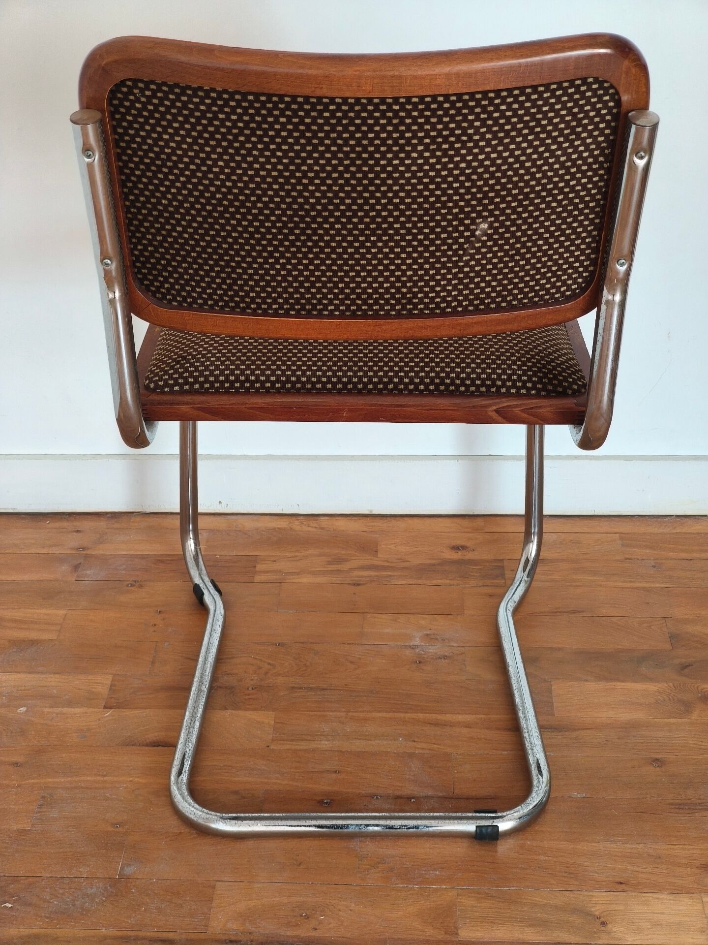 Chaises dans le goût de Marcel breuer