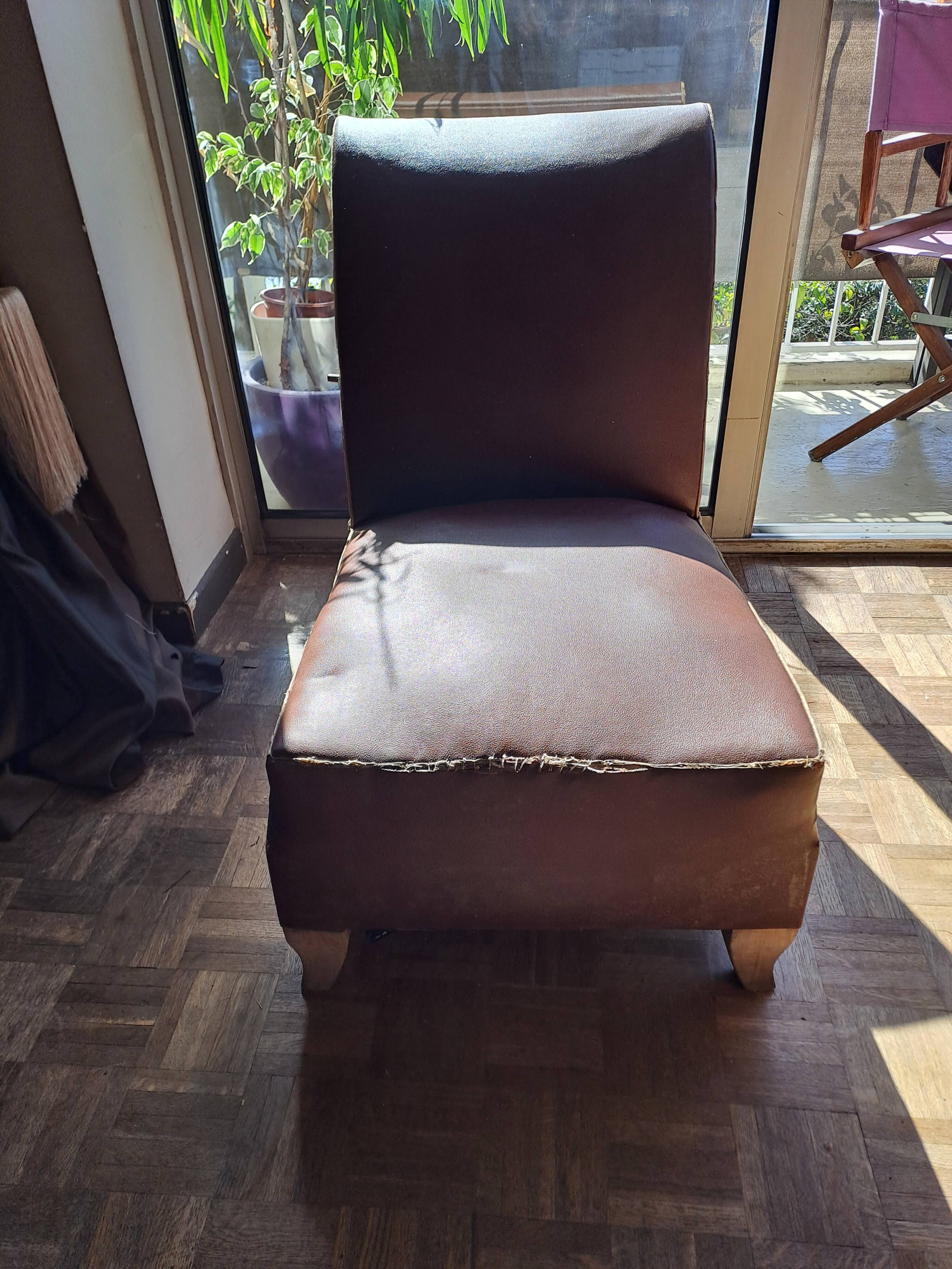 Fauteuil cuir art déco 1930 base bois