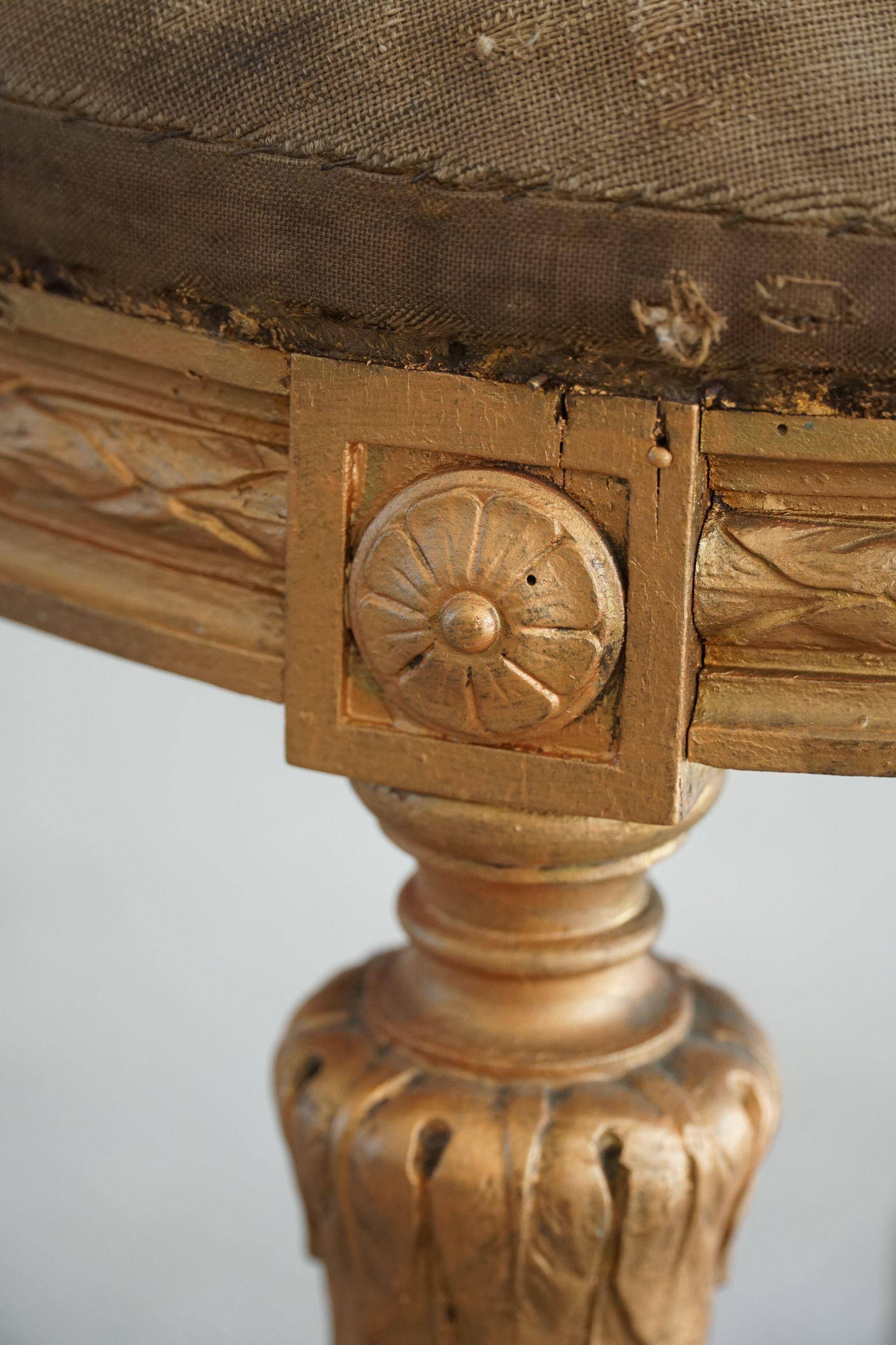Antique round Gustavian stool, Swedish cabinetmaker, late 18th century.
