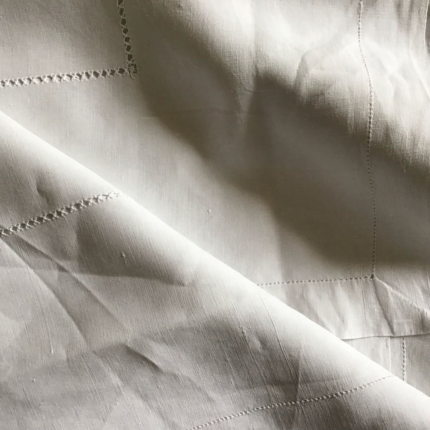 Nappe de réception en lin blanc BR 2mx2m10