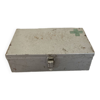 Iron medicine box