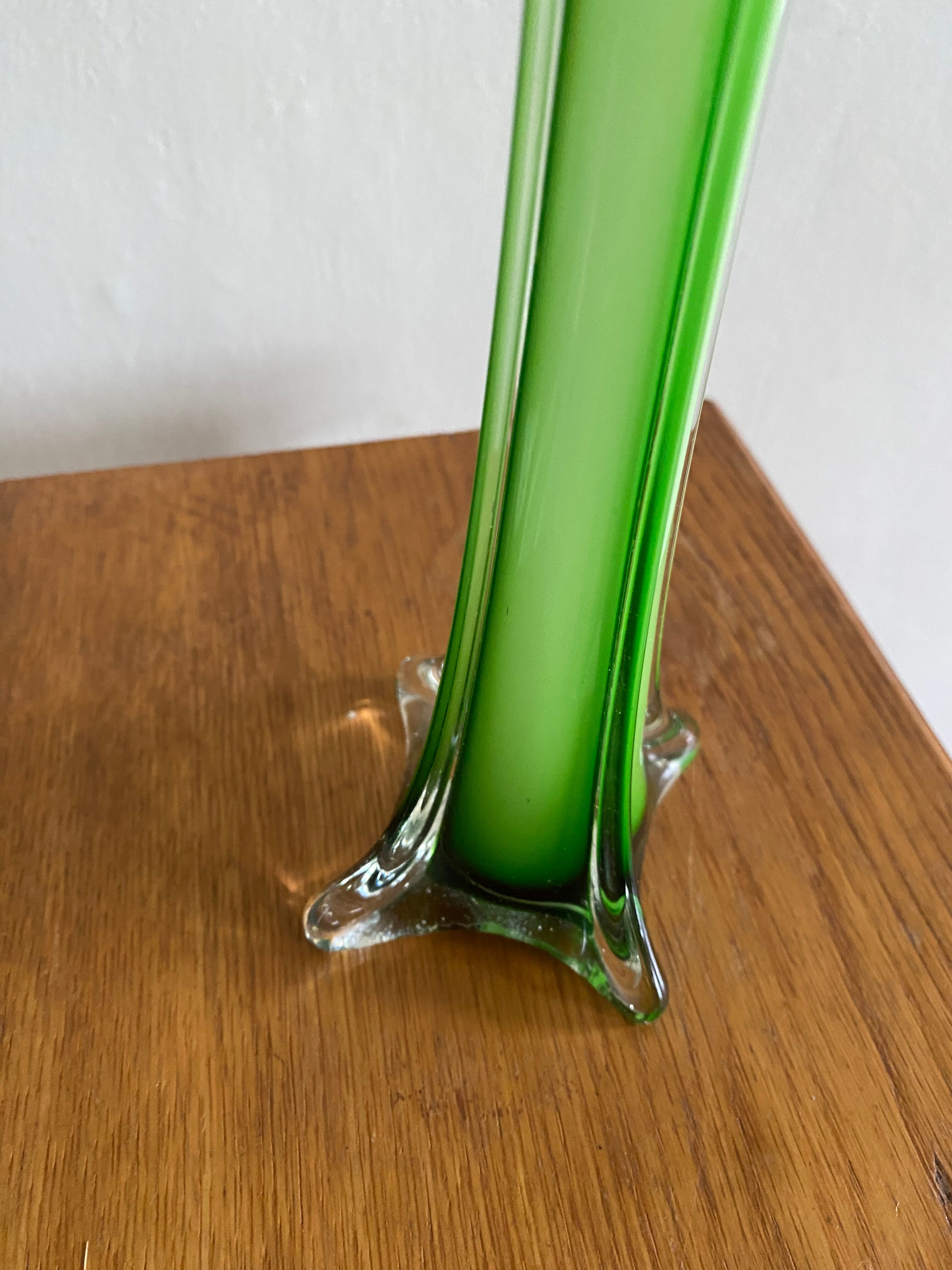 Set of two green soliflores