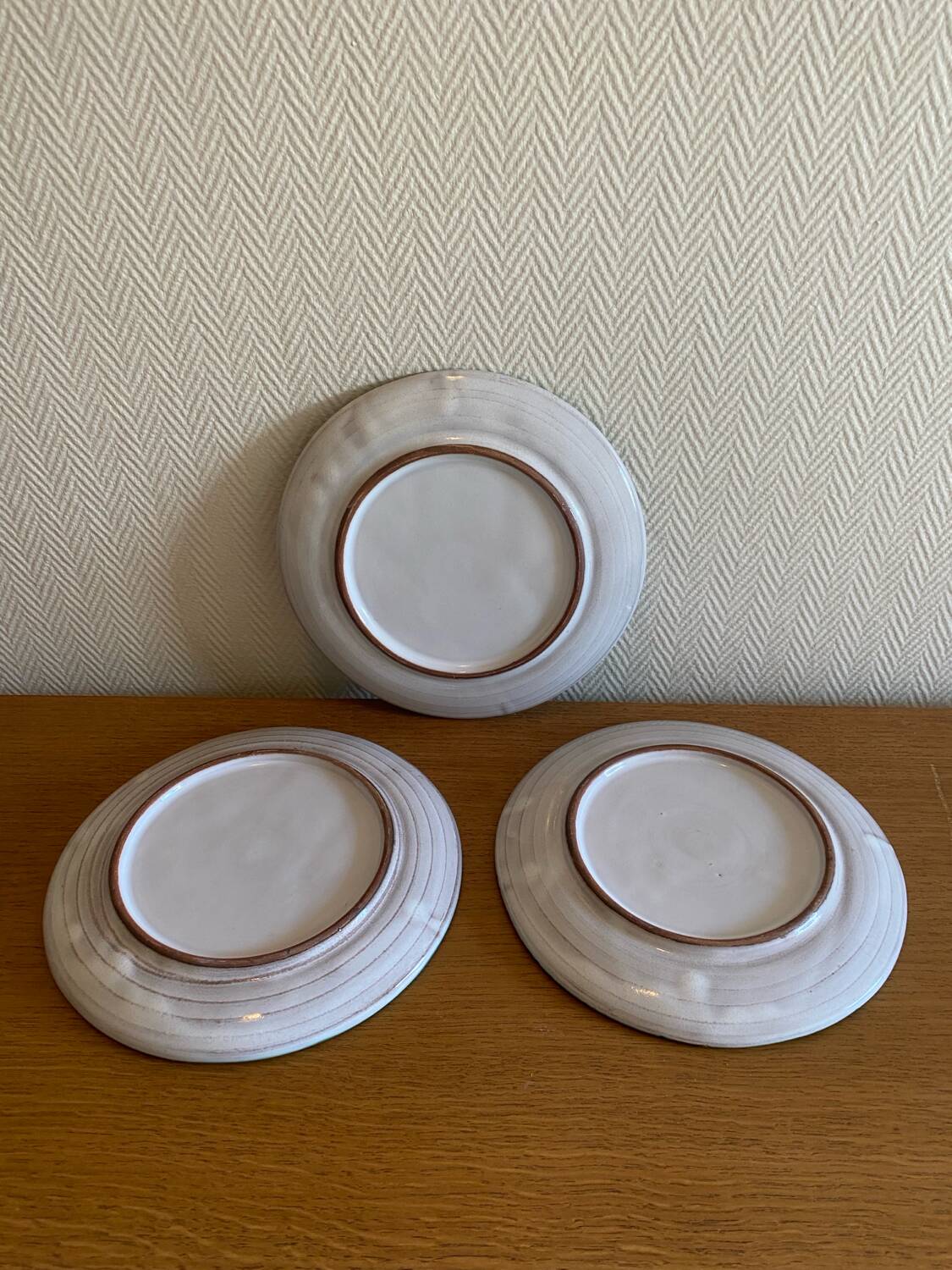 Vintage plates with thistle decor