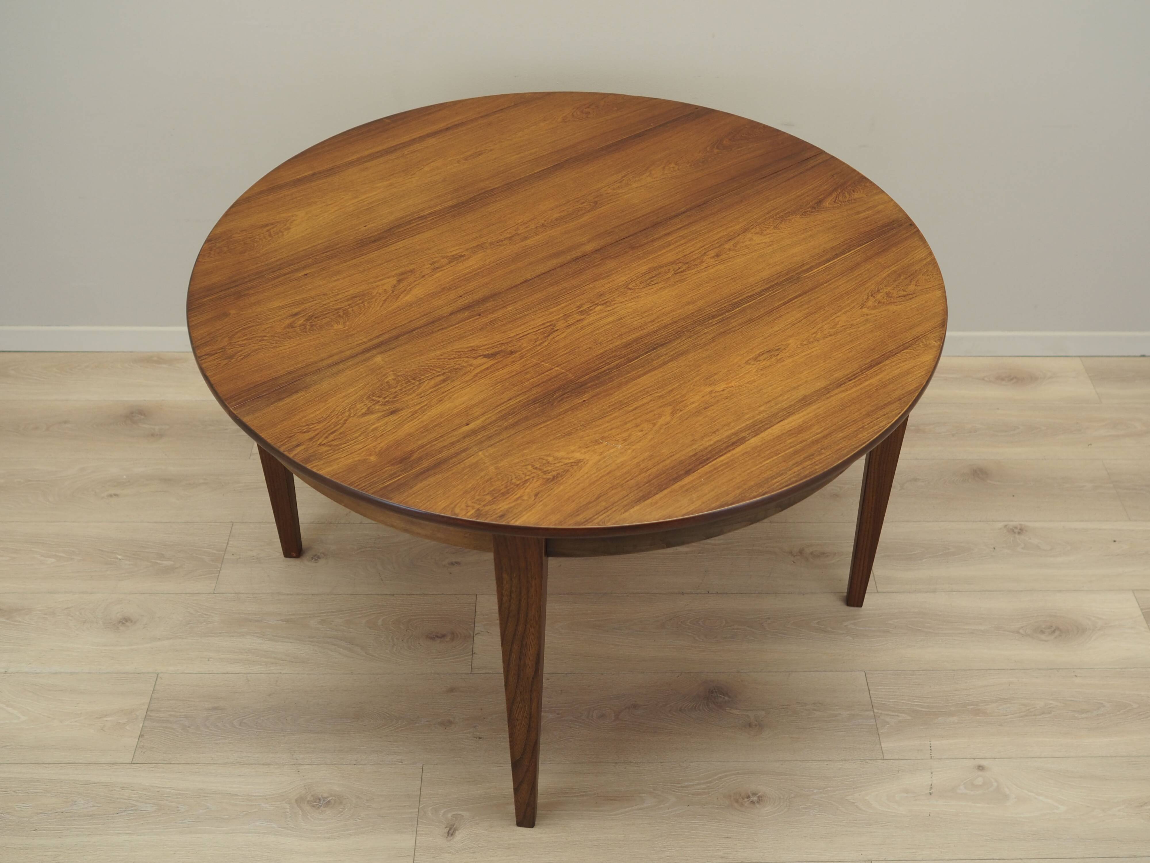 Round rosewood table, Danish design, 1970s, production: Denmark