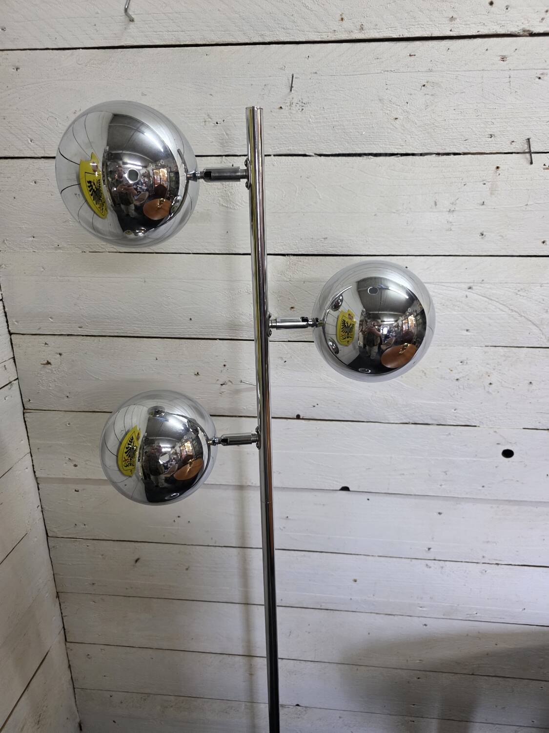 Vintage eyeball floor lamp with tulip base
