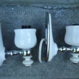 Paire d'appliques chrome et céramique blanche