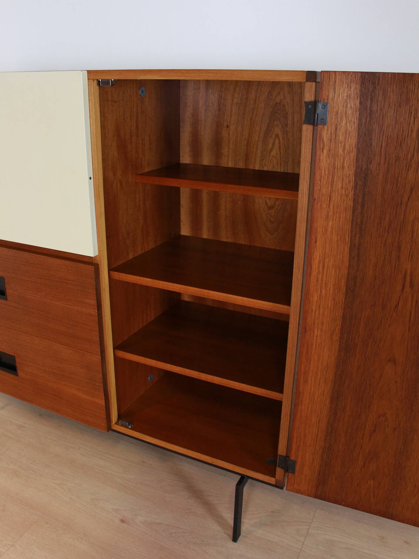 Cabinet model CU01 – Cees Braakman, Pastoe