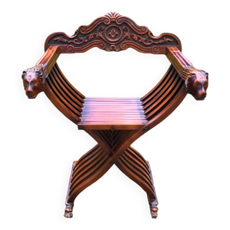 Carved wood Dagobert armchair