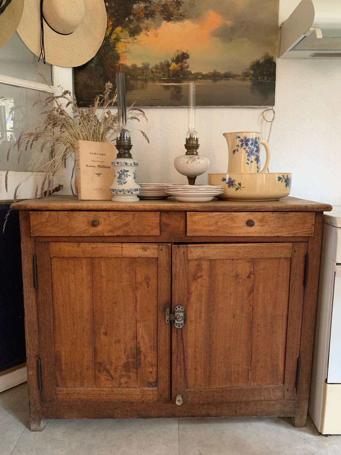 Farmhouse buffet