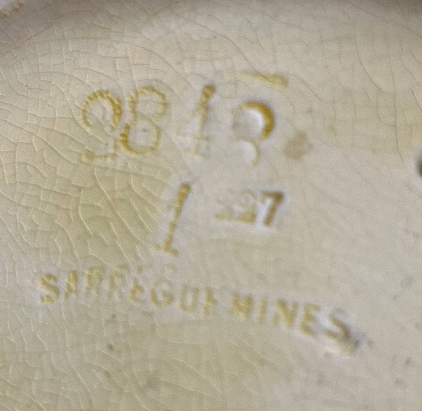 Sarreguemines vase (model 9848) floral patterns 1830