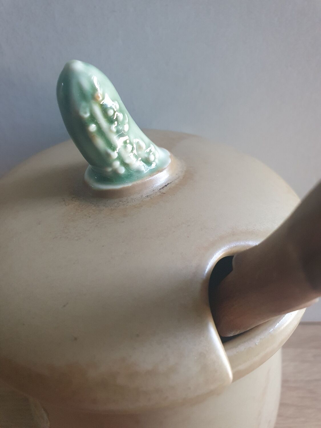 Sandstone pickle pot