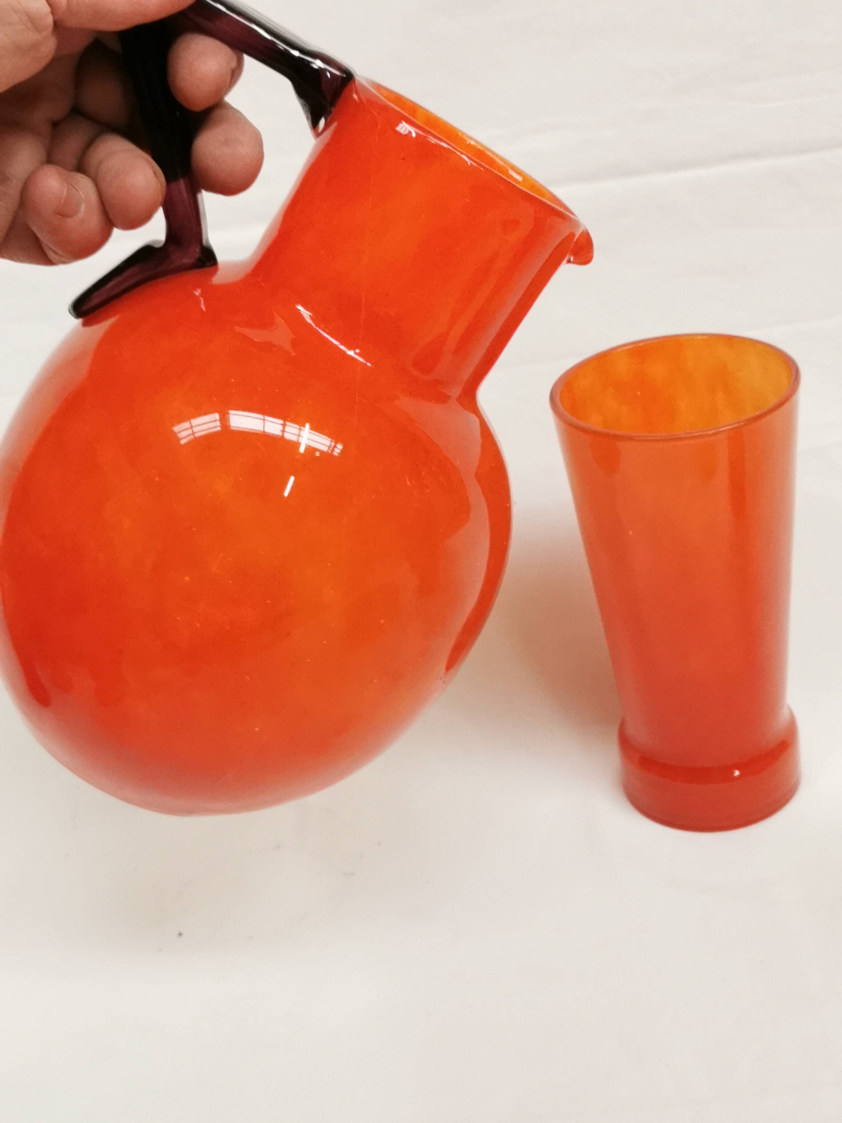 Schneider Orangeade / Lemonade Service, Le Verre Français. 2 Pitchers and 6 Glasses