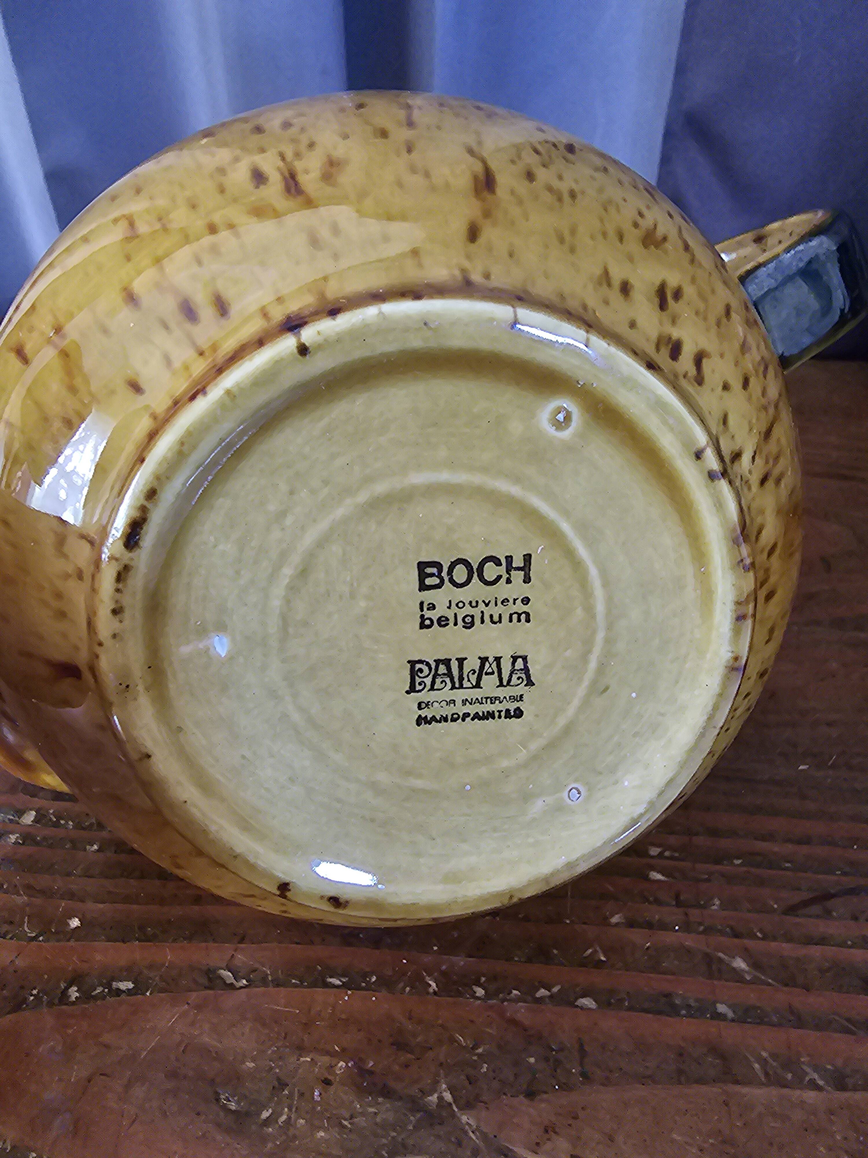 Teapot model Palma, Boch manufacture