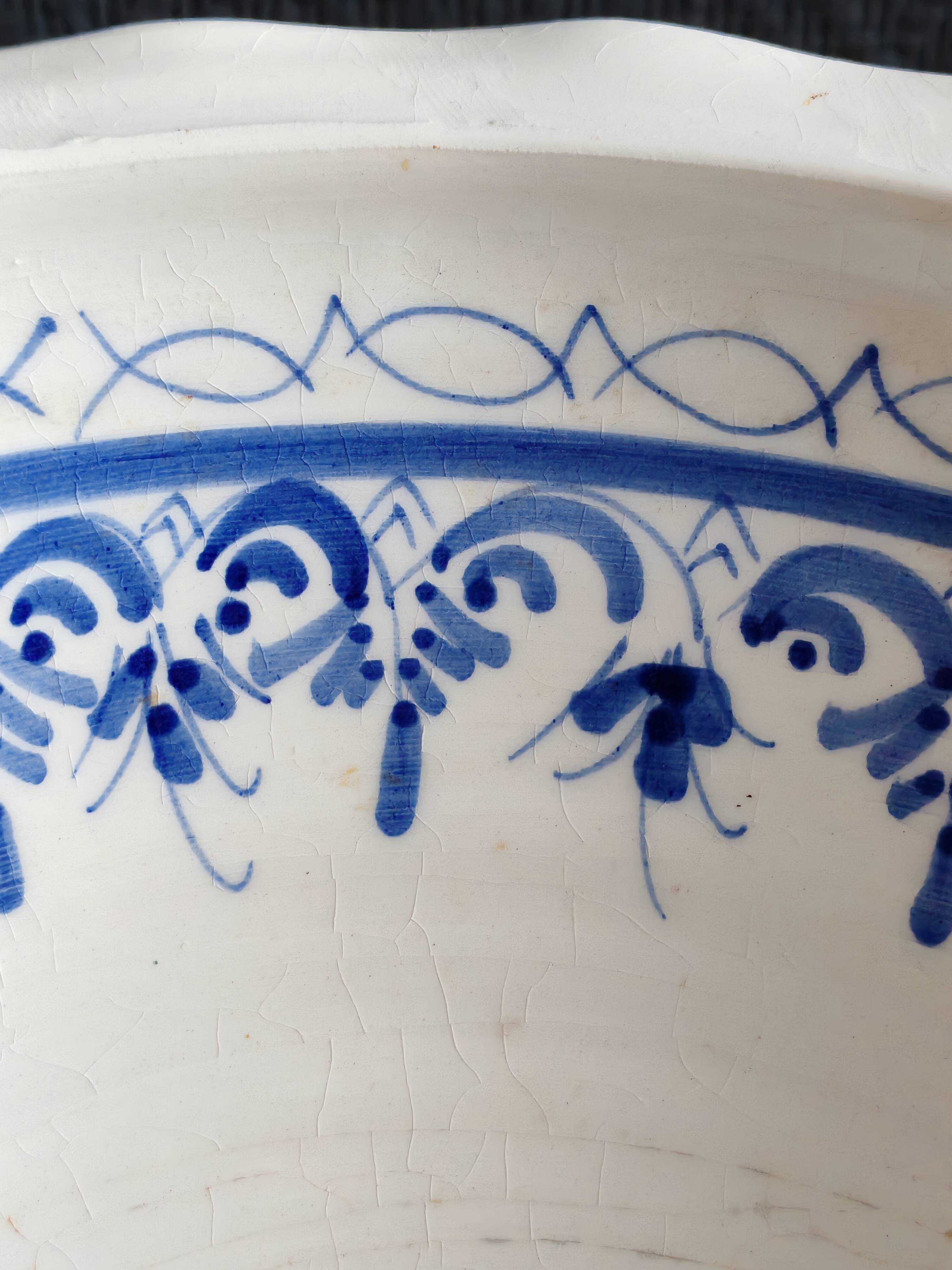 Blue and White Footed Faience Bowl