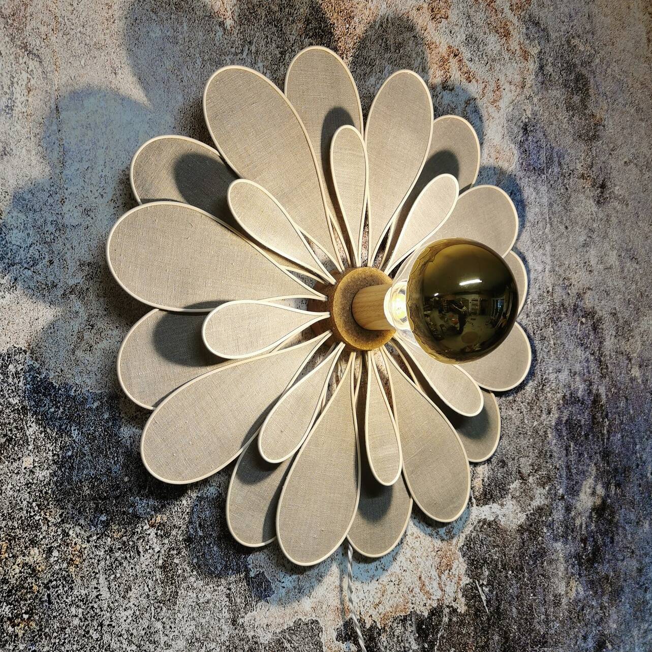 Flower wall light