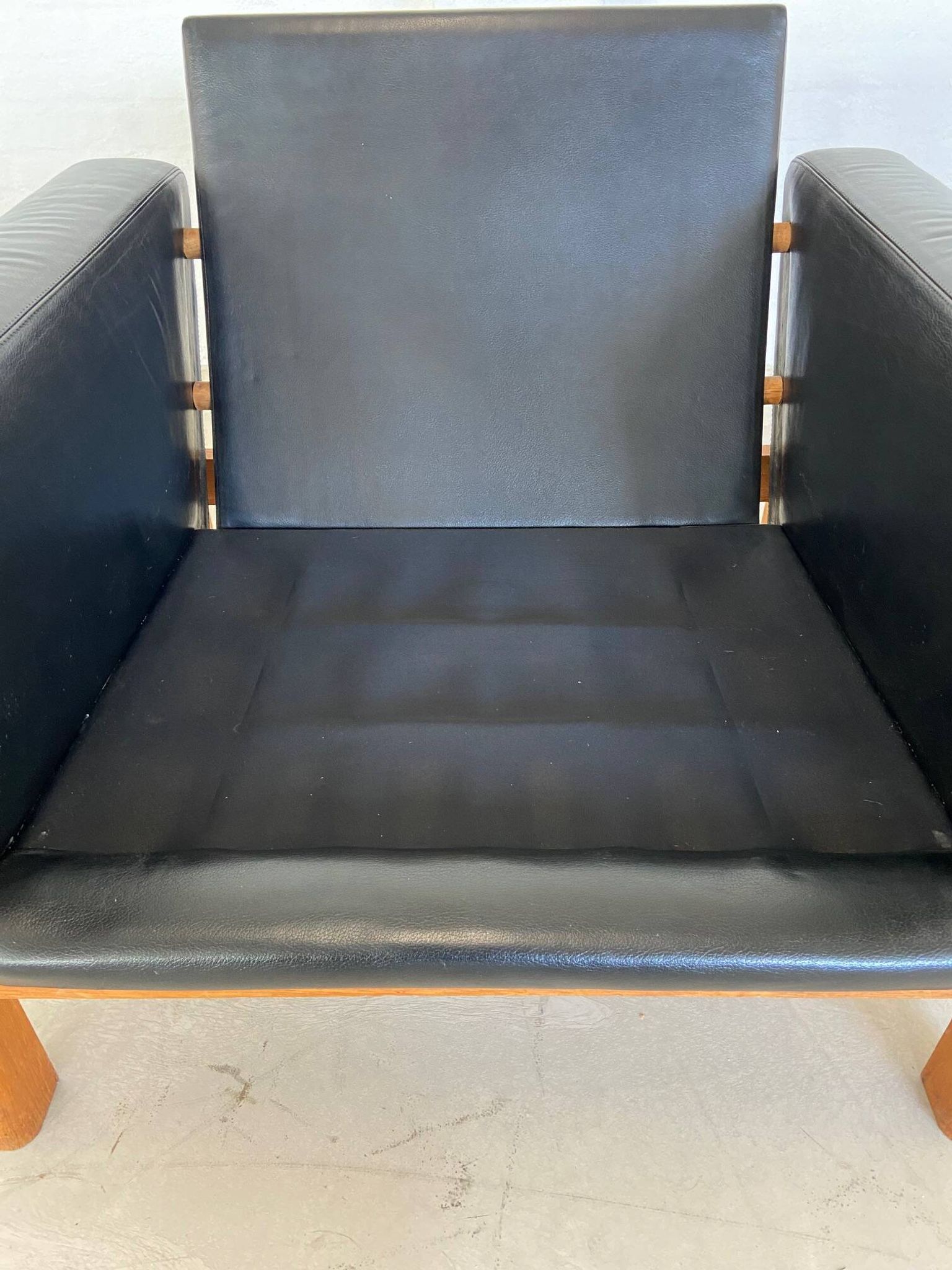 VINTAGE MID-CENTURY POUL M. VOLTHER  LEATHER AND OAK LOUNGE CHAIR 1960,s